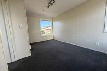 B/16 Rutland Road, Mount Wellington