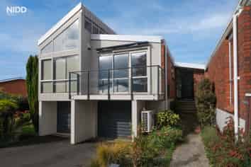244A Highgate, Roslyn