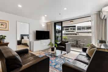 1I/175 Hurstmere Road, Takapuna