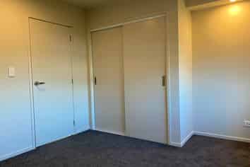 9/137 Hall Avenue, Favona