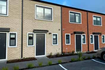 9/137 Hall Avenue, Favona