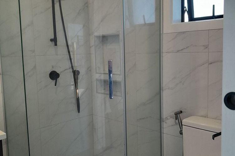 Spacious New Build in New Windsor – pohled 5