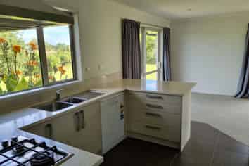 198 St James Drive, Huntington