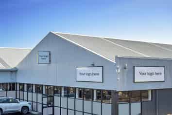 Road Front Warehouse and Yard | 1,111 m2