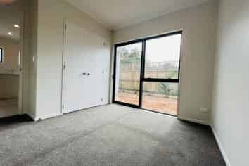 82C Eversleigh Road, Belmont