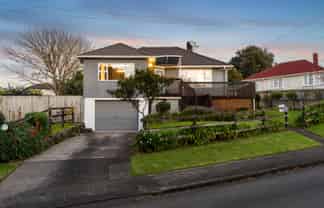 2 Oran Road, Panmure