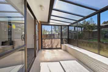2/4142A Great North Road, Glendene
