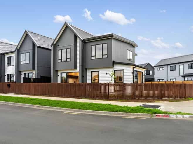 13 Resnik Crescent, Kumeu