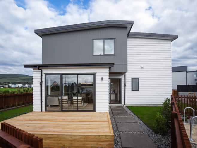 13 Resnik Crescent, Kumeu