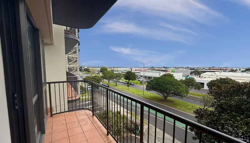 2B/18 Ronwood Ave, Manukau