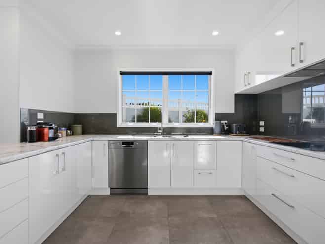 9 Parau Drive, Bethlehem