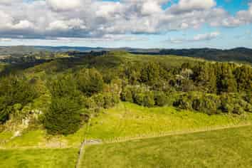 121 Mount Albion Rise, Taupaki