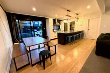 1 Mahana Place, Raglan