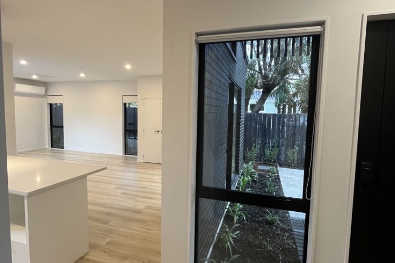 Contemporary Te Atatu Peninsula Home - Widok 6