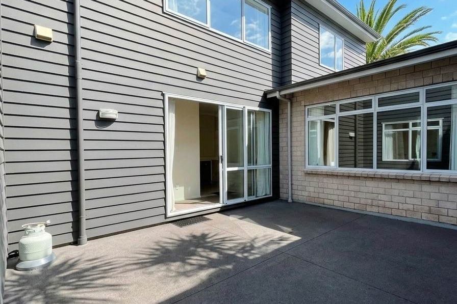 Modern 3 Bed, 2 Bath home with Double Garage - Ansicht 4