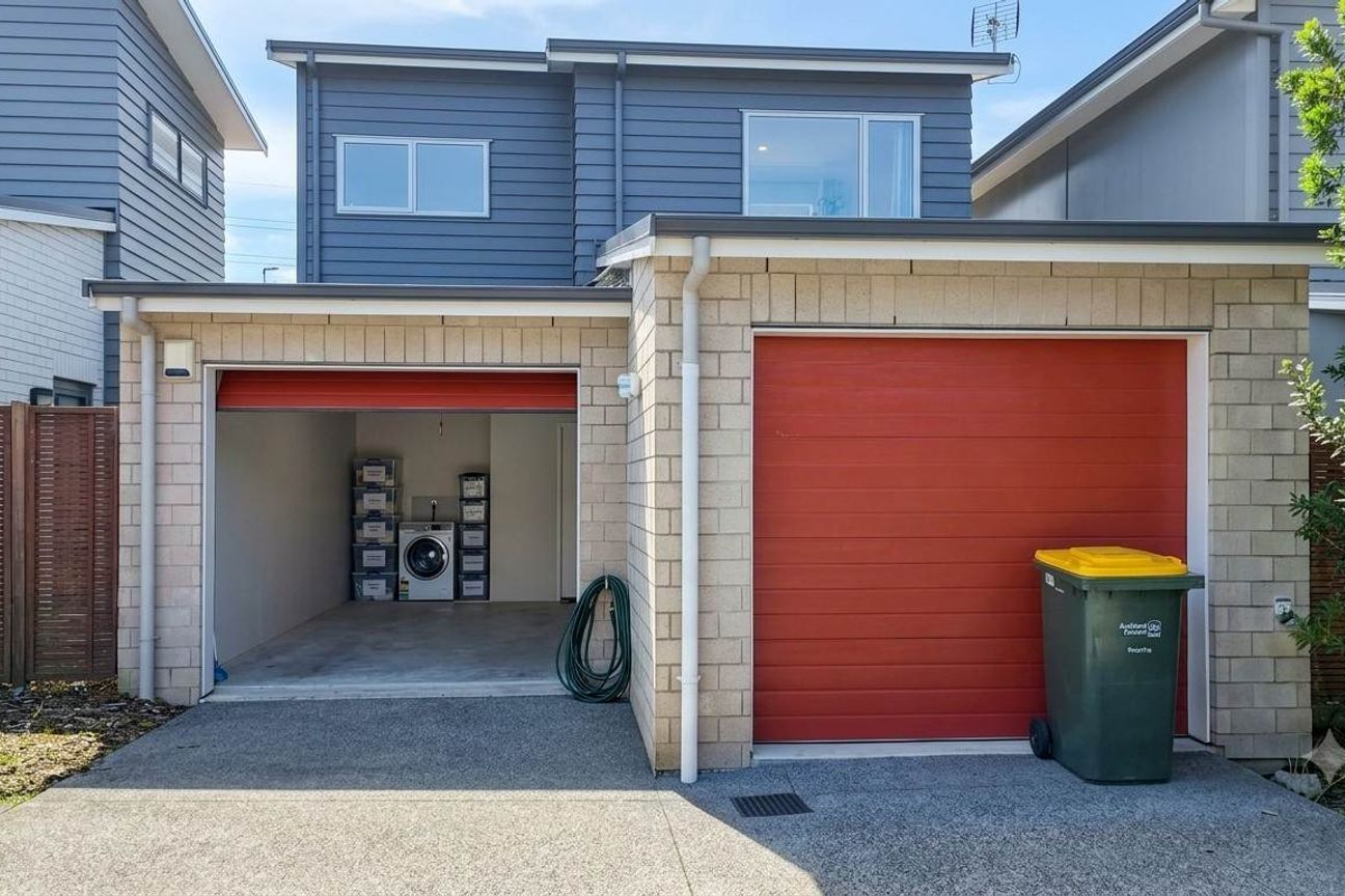 Modern 3 Bed, 2 Bath home with Double Garage - Ansicht 2