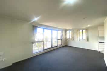 12/22 Normanby Road, Mount Eden
