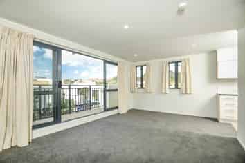 12/22 Normanby Road, Mount Eden