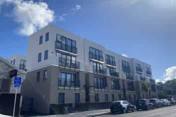 12/22 Normanby Road, Mount Eden