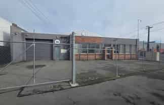 North Facing Industrial Warehouse/Workshop