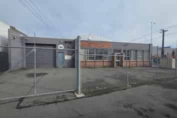 North Facing Industrial Warehouse/Workshop