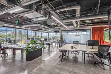 HIGH-PROFILE OFFICE NEXT TO THE CRL
