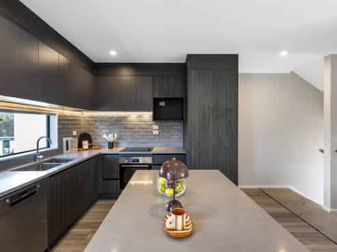 5/84 Kings Road, Panmure