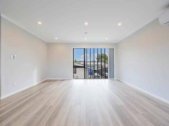 5/84 Kings Road, Panmure