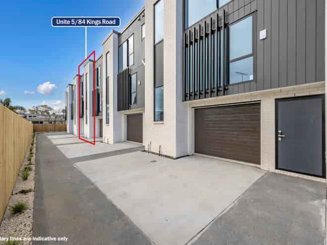 5/84 Kings Road, Panmure