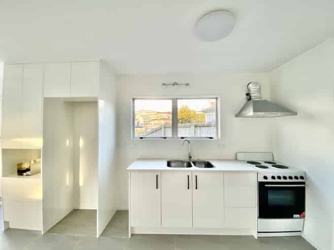 32 Cape Road, Mangere