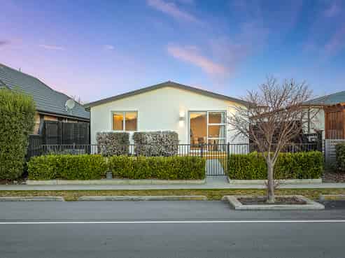 40 Whakatipu Street, Pegasus