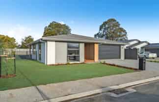 14 Hereford Drive, Carterton