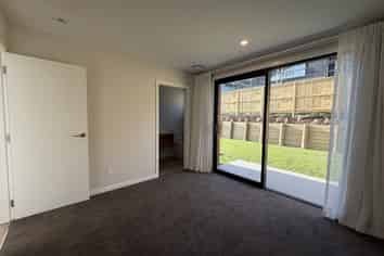 6 Rowe Drive, Jacks Point