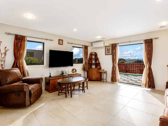 16 Frances Brown Avenue, Aotea