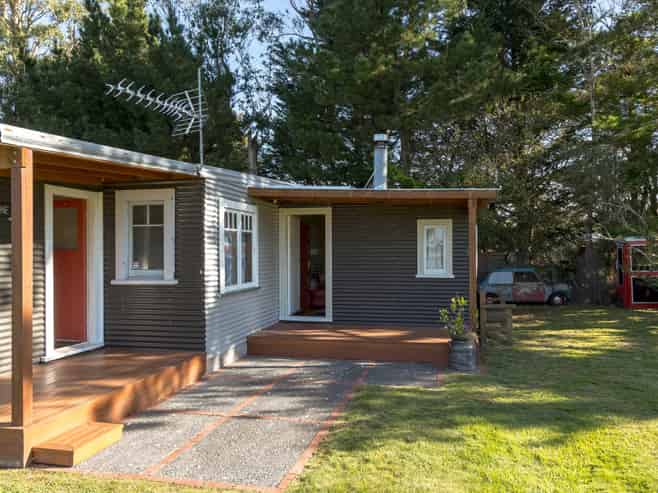 1303 State Highway 2, Tauherenikau