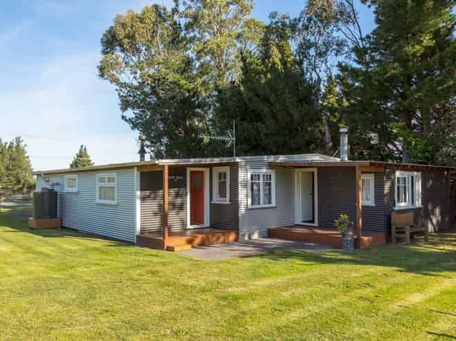 1303 State Highway 2, Tauherenikau