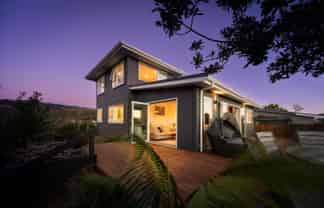 67 Renown Road, Raumati South
