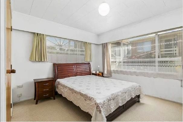 Sunny 5 bedroom house in Glenfield - Widok 6