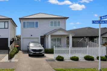 13 Tidal View Road, Drury