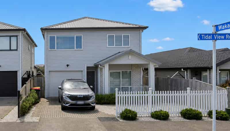 13 Tidal View Road, Drury
