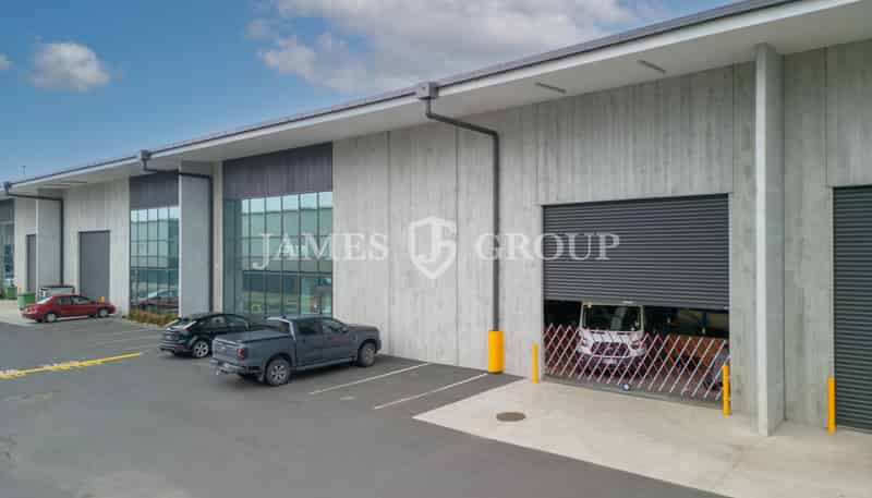 H/130 Hugo Johnston Drive, Penrose