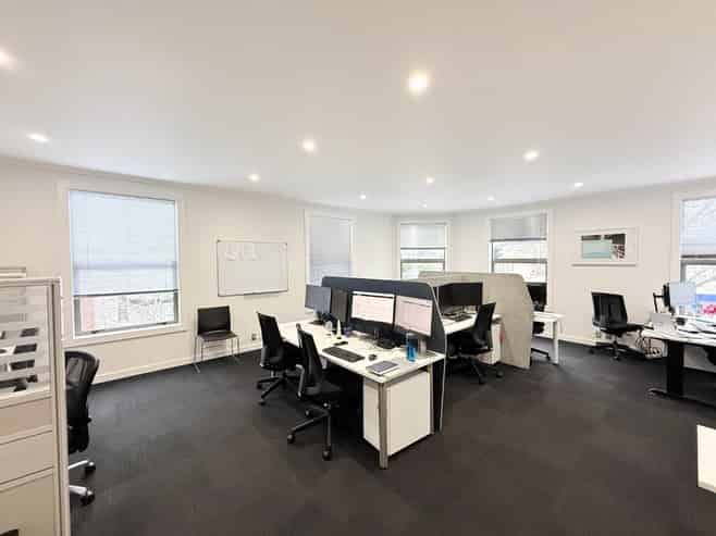 HIGH PROFILE CORNER SITE
