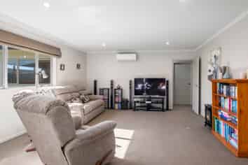 24A York Street, Glenholme