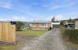 330 Clayton Road, Pukehangi