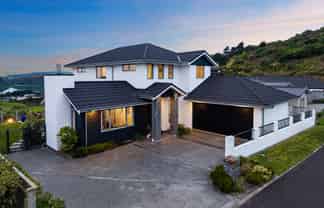 7 Manapouri Lane, Aotea