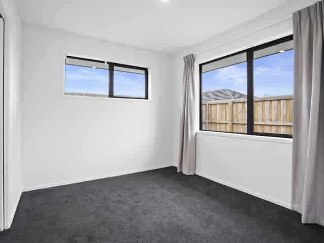 12b Finn Avenue, Rolleston