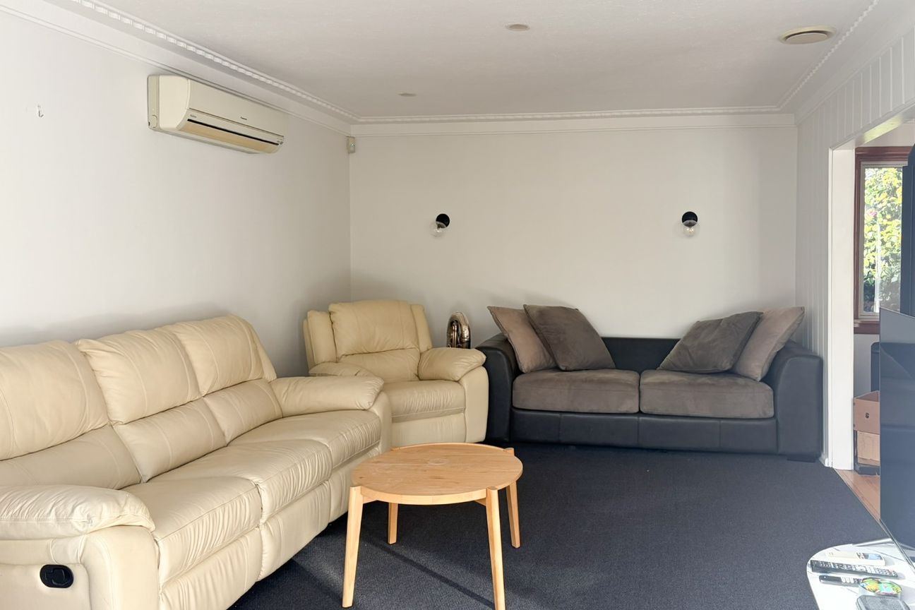 Three Bedroom Home in Hoon Hay - Widok 6