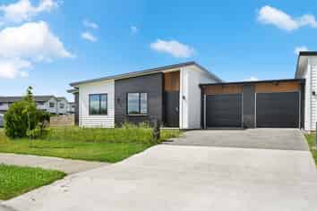1/2 Tokerau Drive, Rototuna