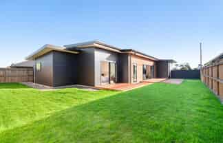 12 Parkside Avenue, Feilding