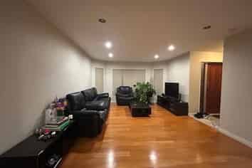 5 Shayla Place , Favona